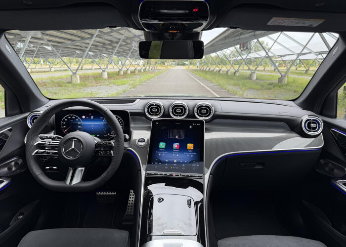 Mercedes-Benz GLC 300e 4MATIC Business Solution AMG