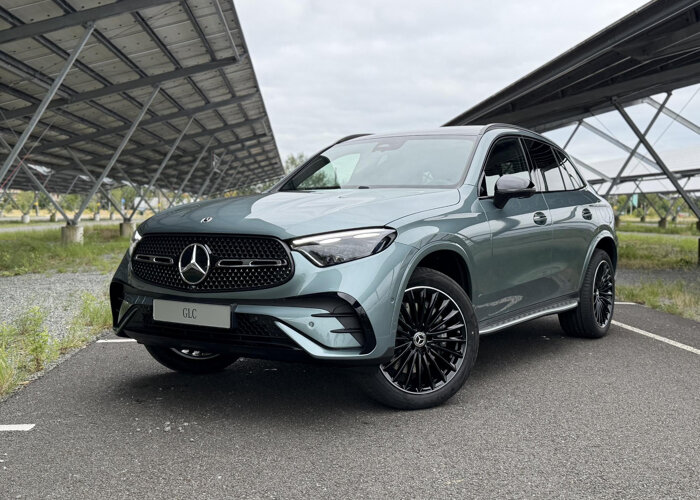 Mercedes-Benz GLC 300e 4MATIC Business Solution AMG