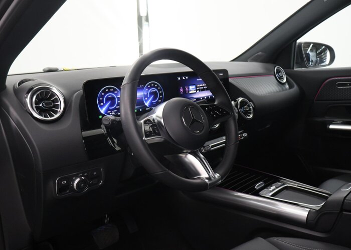 Mercedes-Benz EQA 250+ Luxury Line 71 kWh