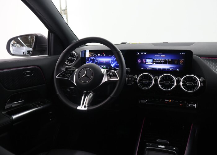 Mercedes-Benz EQA 250+ Luxury Line 71 kWh