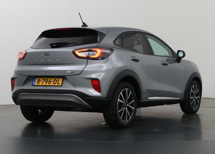 Ford Puma 1.0 EcoBoost Hybrid Titanium