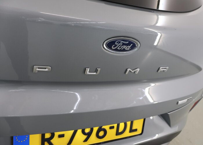 Ford Puma 1.0 EcoBoost Hybrid Titanium