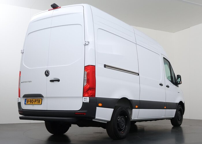 Mercedes-Benz eSprinter 320 L2 PRO | L2 H2 | 81 kWh | SNELLADEN 115 kWh |