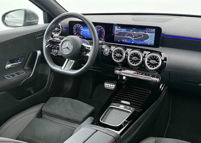 Mercedes-Benz A-Klasse 180 Business Solution AMG