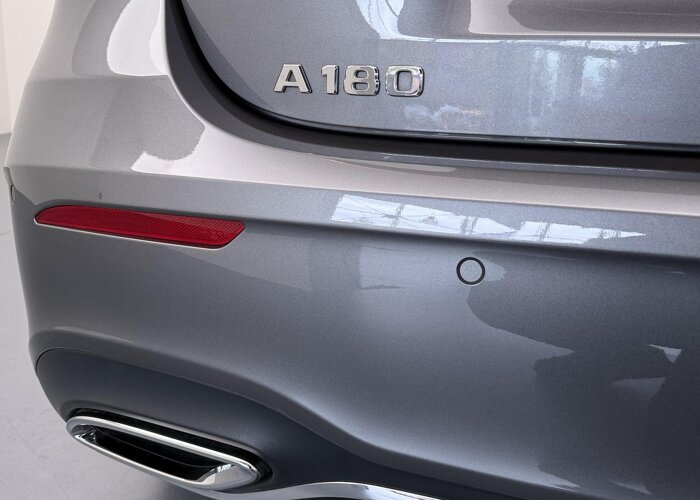 Mercedes-Benz A-Klasse 180 Business Solution AMG
