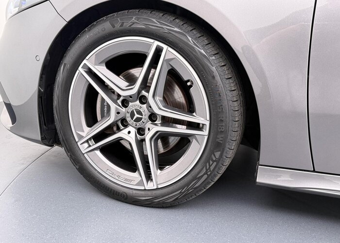 Mercedes-Benz A-Klasse 180 Business Solution AMG