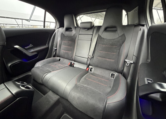 Mercedes-Benz A-Klasse 180 Business Solution AMG