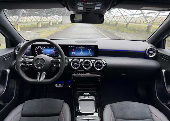 Mercedes-Benz A-Klasse 180 Business Solution AMG