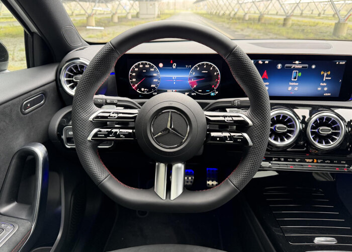 Mercedes-Benz A-Klasse 180 Business Solution AMG