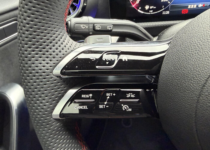 Mercedes-Benz A-Klasse 180 Business Solution AMG