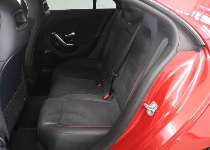 Mercedes-Benz CLA-Klasse 250 e Star Edition AMG Line