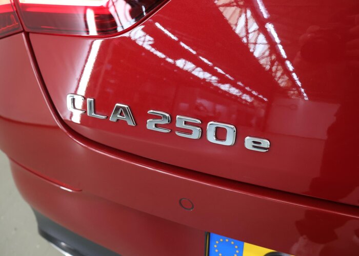 Mercedes-Benz CLA-Klasse 250 e Star Edition AMG Line