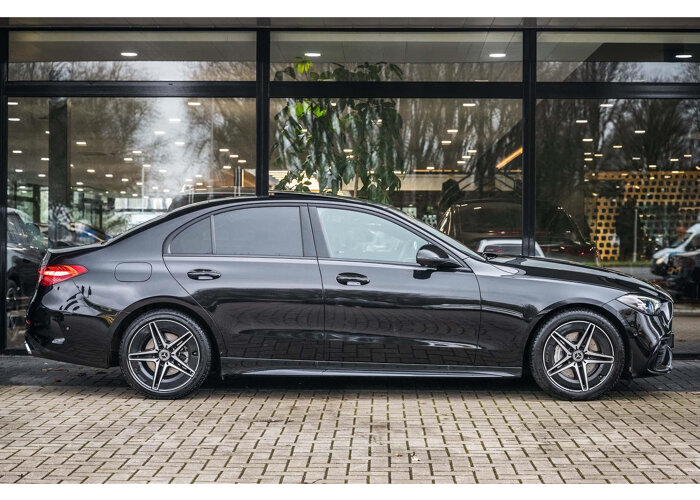 Mercedes-Benz C-Klasse 180 AMG Line