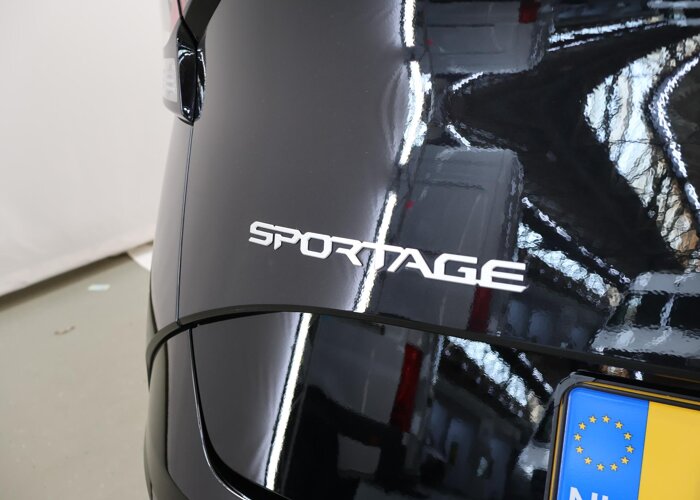 Kia Sportage 1.6 T-GDi Hybrid Dark Edition