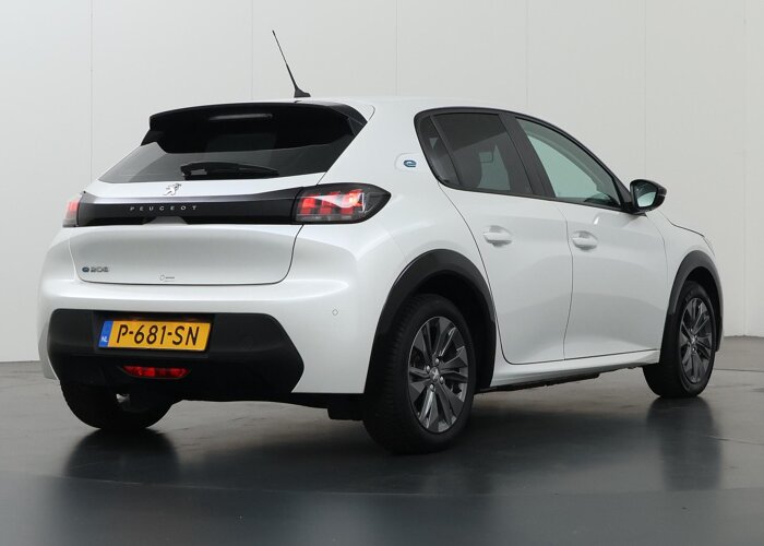 Peugeot e-208 EV Active Pack 50 kWh