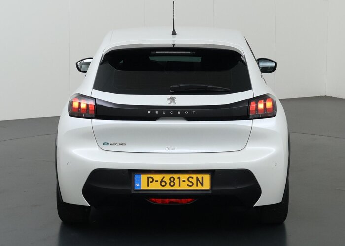 Peugeot e-208 EV Active Pack 50 kWh