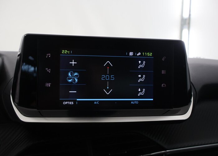 Peugeot e-208 EV Active Pack 50 kWh