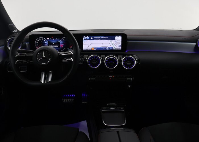 Mercedes-Benz CLA-Klasse 180 Business Solution AMG