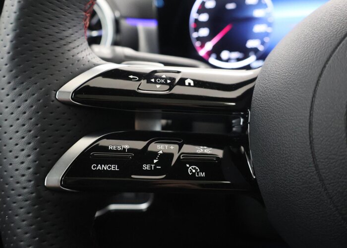 Mercedes-Benz CLA-Klasse 180 Business Solution AMG