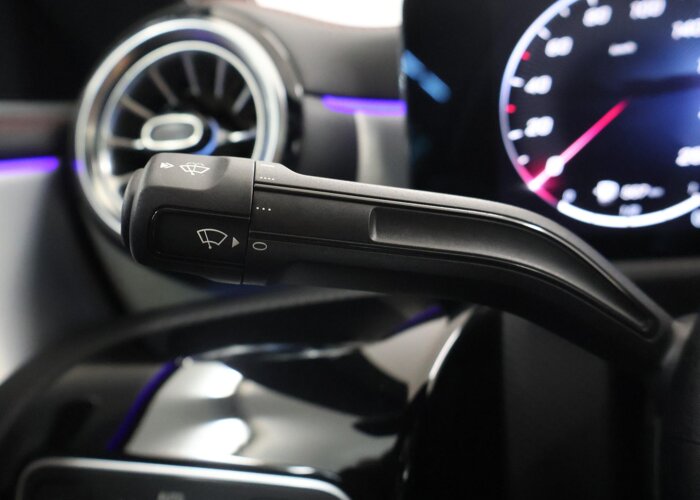Mercedes-Benz CLA-Klasse 180 Business Solution AMG