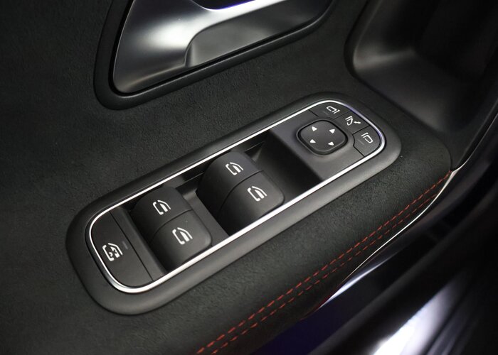 Mercedes-Benz CLA-Klasse 180 Business Solution AMG