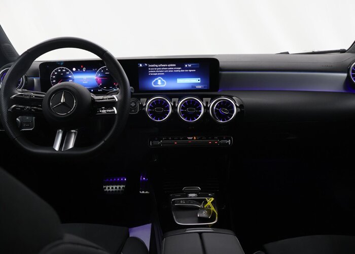 Mercedes-Benz CLA-Klasse Shooting Brake 180 Business Solution AMG