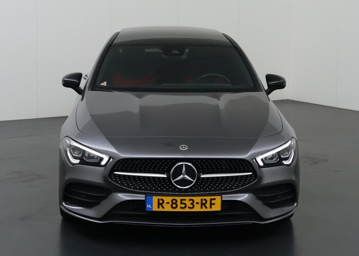 Mercedes-Benz CLA-Klasse 180 AMG Line