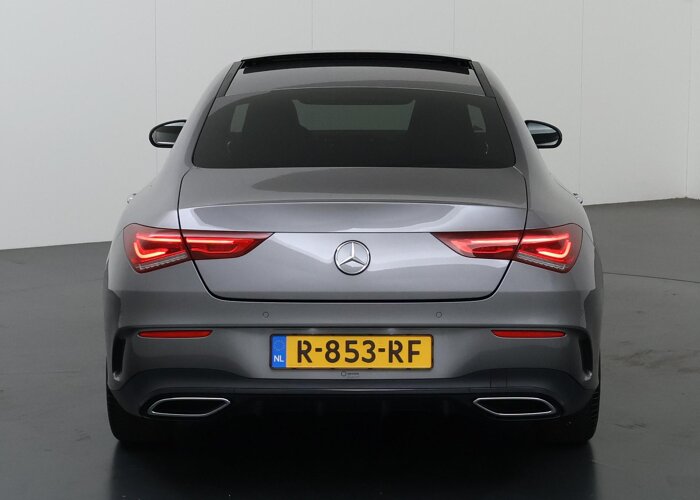 Mercedes-Benz CLA-Klasse 180 AMG Line