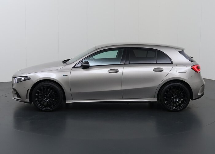 Mercedes-Benz A-Klasse 250 e Business Solution AMG Limited