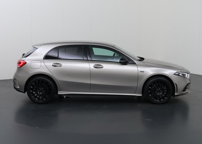 Mercedes-Benz A-Klasse 250 e Business Solution AMG Limited