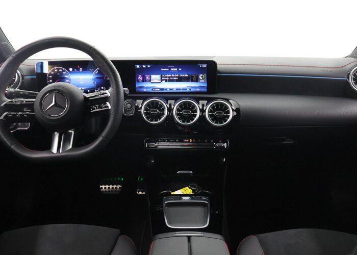 Mercedes-Benz CLA-Klasse Shooting Brake 250 e Star Edition AMG Line