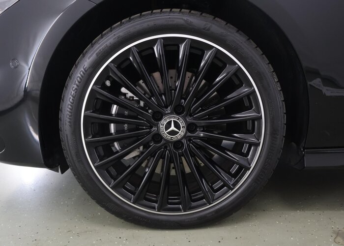 Mercedes-Benz CLA-Klasse Shooting Brake 250 e Star Edition AMG Line