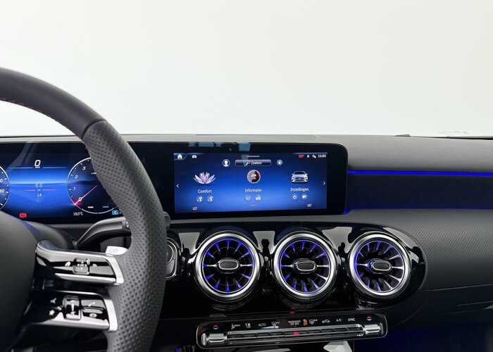 Mercedes-Benz A-Klasse 180 Business Solution AMG