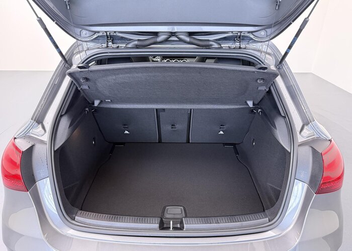 Mercedes-Benz A-Klasse 180 Business Solution AMG