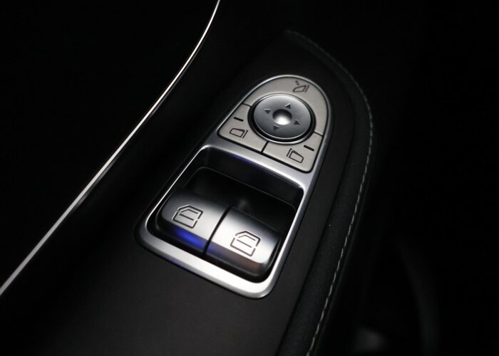 Mercedes-Benz V-Klasse 300d | XL L3 | AMG | 4-MATIC | Dubbele Cabine |