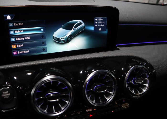 Mercedes-Benz A-Klasse 250e Business Solution AMG