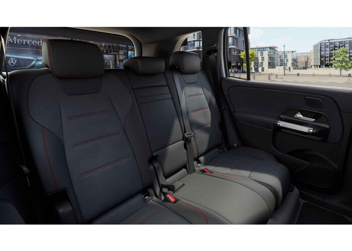 Mercedes-Benz EQB 300 4MATIC AMG Line 67 kWh
