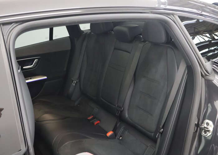 Mercedes-Benz EQE 300 AMG Line 89 kWh