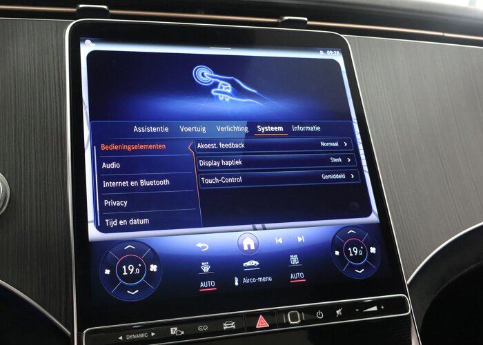 Mercedes-Benz EQE 300 AMG Line 89 kWh