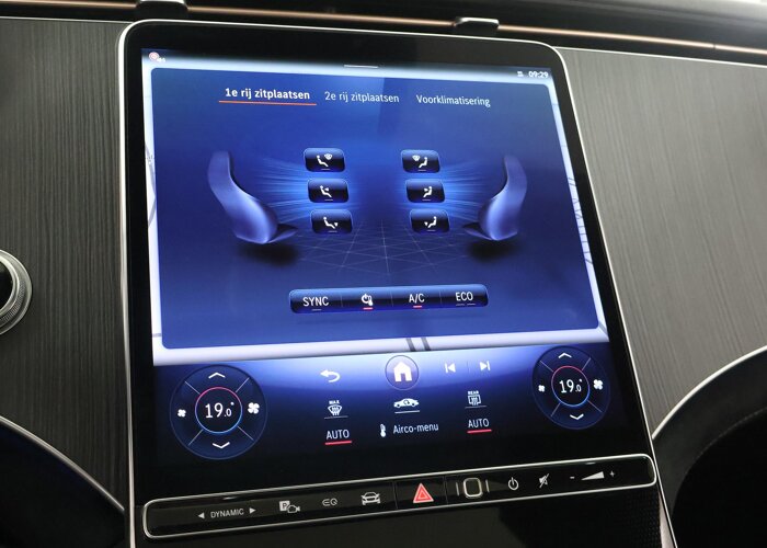 Mercedes-Benz EQE 300 AMG Line 89 kWh