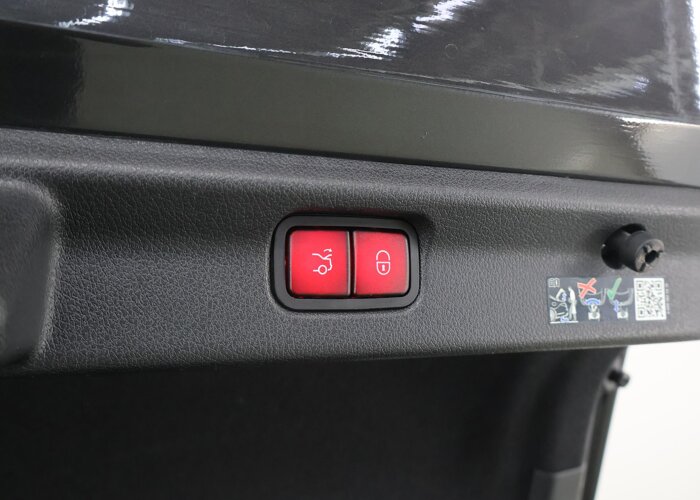 Mercedes-Benz EQE 300 AMG Line 89 kWh