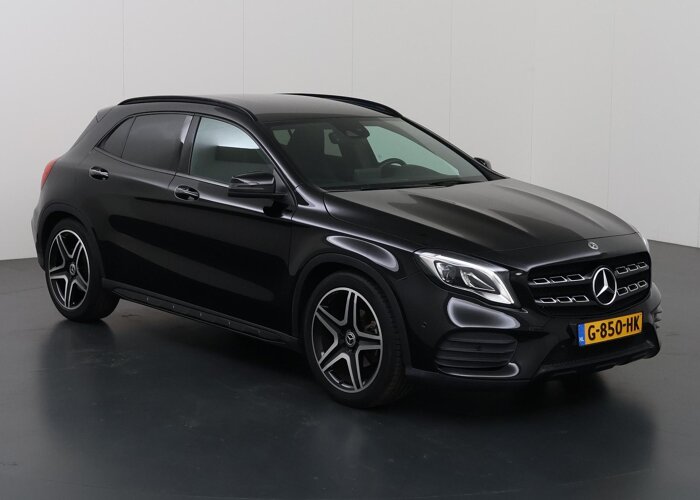 Mercedes-Benz GLA 180 Business Solution AMG Limited