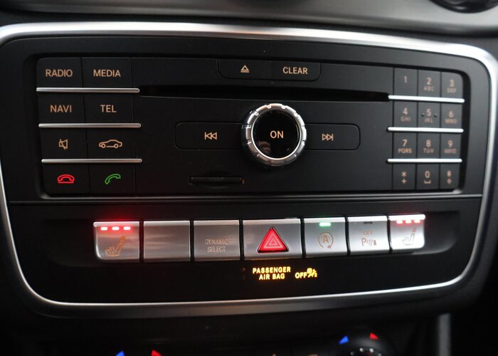 Mercedes-Benz GLA 180 Business Solution AMG Limited
