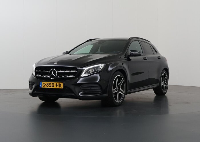 Mercedes-Benz GLA 180 Business Solution AMG Limited