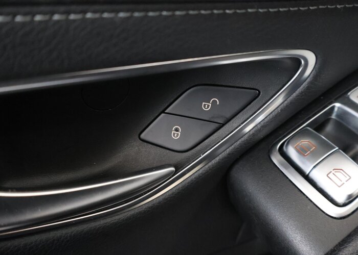 Mercedes-Benz C-Klasse Coupé 180 Premium Plus Pack