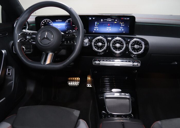 Mercedes-Benz CLA-Klasse Shooting Brake 250e Business Solution AMG