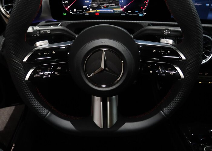 Mercedes-Benz A-Klasse 180 Business Solution AMG