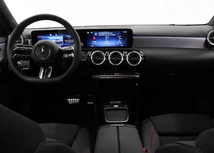 Mercedes-Benz A-Klasse 180 Business Solution AMG