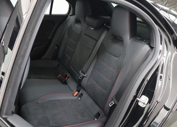 Mercedes-Benz A-Klasse 180 Business Solution AMG