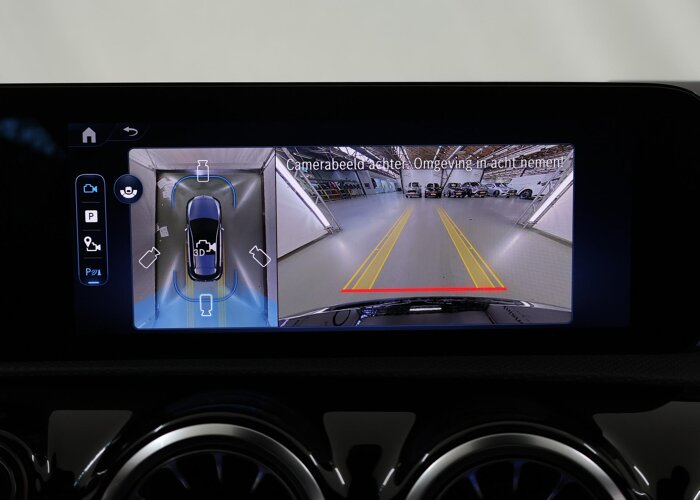 Mercedes-Benz A-Klasse 180 Business Solution AMG